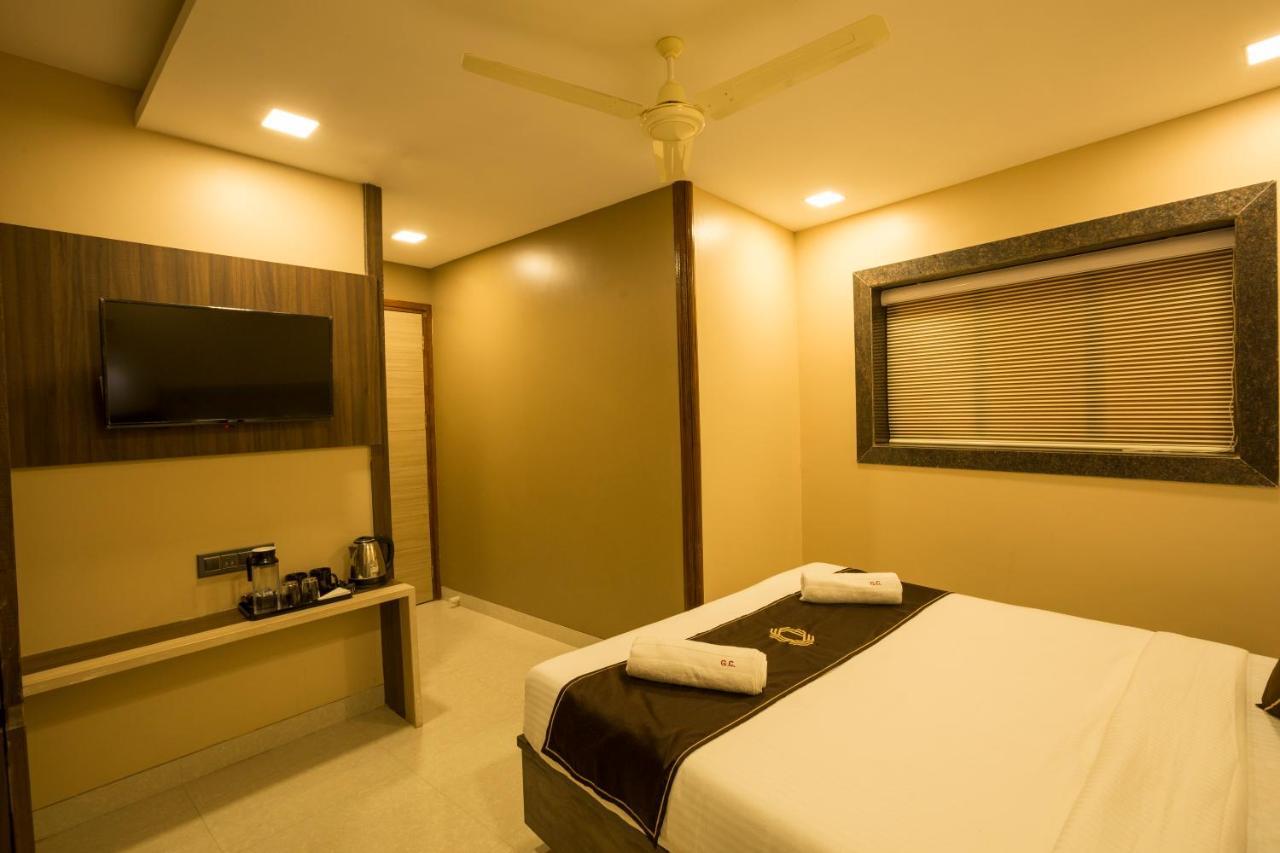 مومباي Hotel Golden Crown المظهر الخارجي الصورة